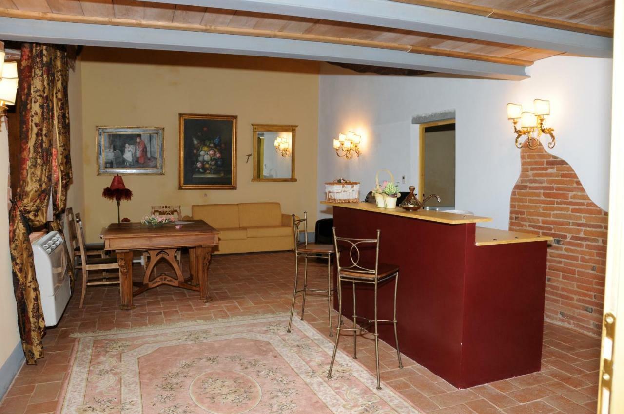 B&B Castello La Pia Dama Residence Guazzino 外观 照片