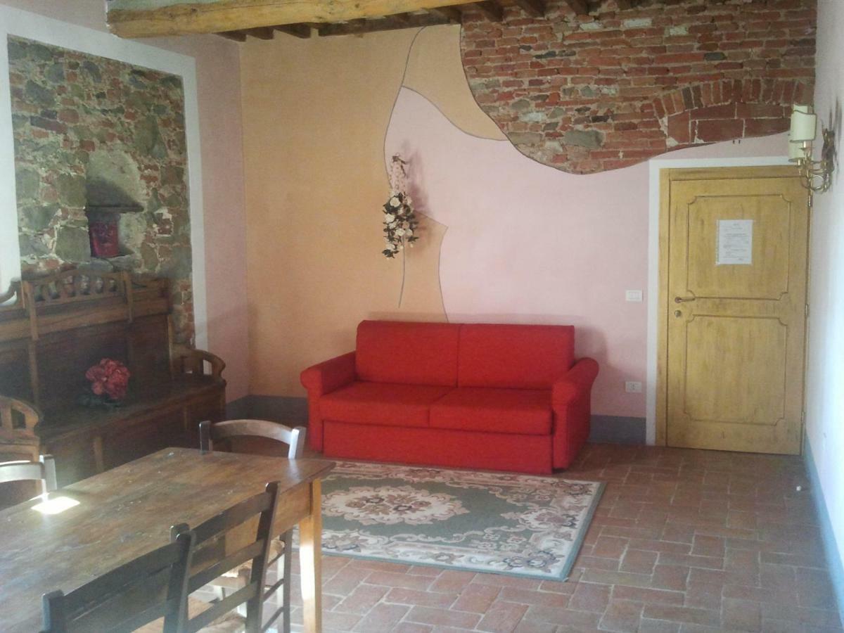 B&B Castello La Pia Dama Residence Guazzino 外观 照片