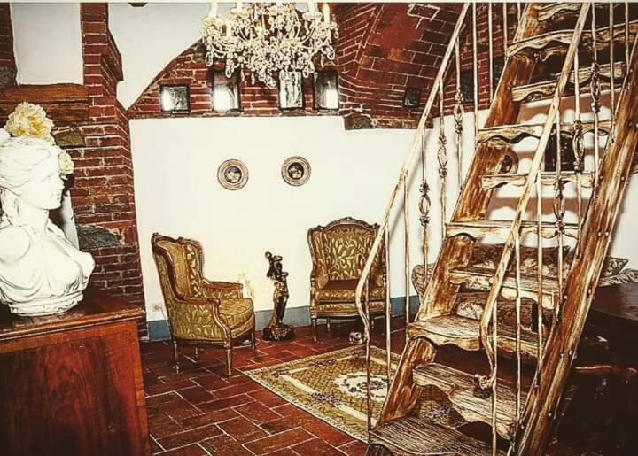 B&B Castello La Pia Dama Residence Guazzino 外观 照片